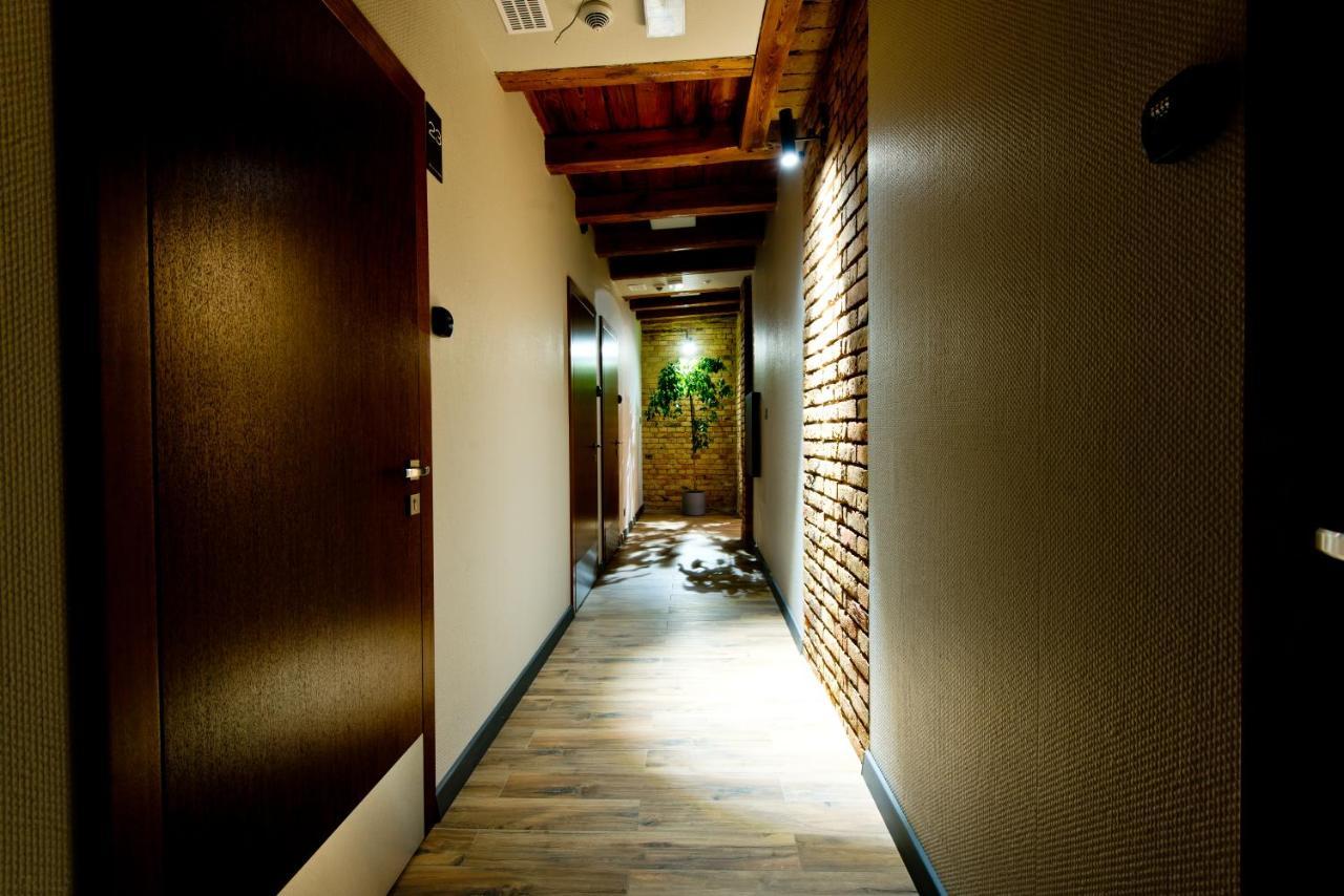 Apartsuites I Sorau Жары Экстерьер фото A corridor in a ryokan